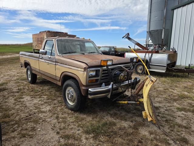 Image of Ford F-250 equipment image 1
