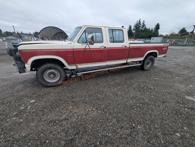 Image of Ford F-350 equipment image 1