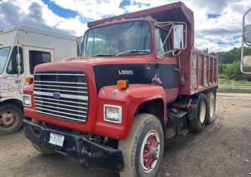 Main image Ford L9000