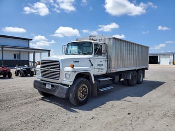 Main image Ford L9000