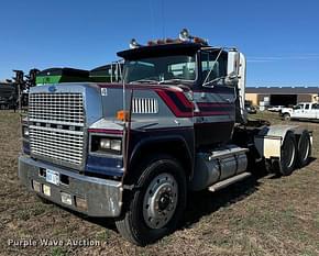 1985 Ford L9000 Equipment Image0