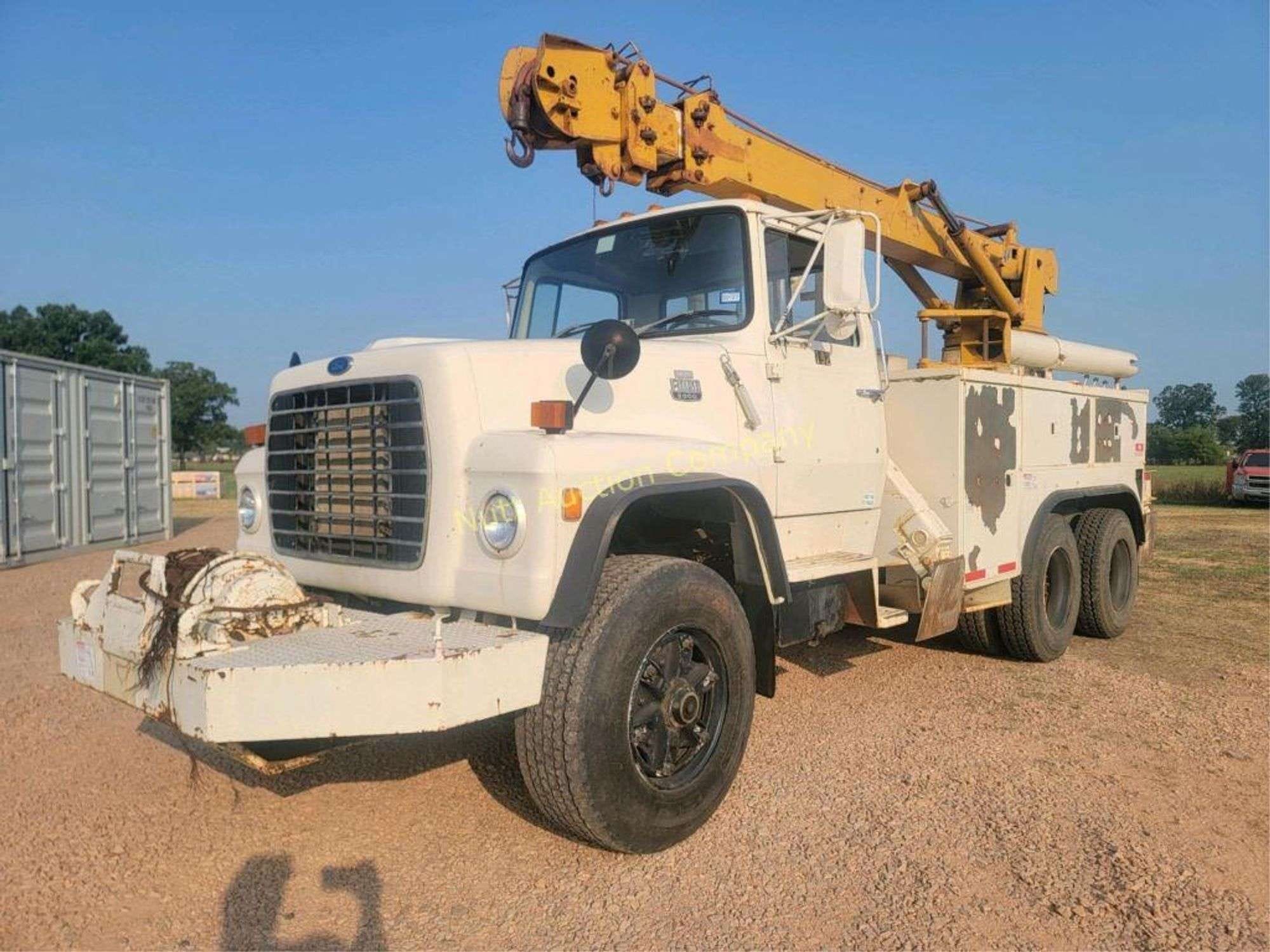 1970 Ford LT8000 Equipment Image0