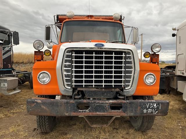 Image of Ford LT9000 equipment image 1