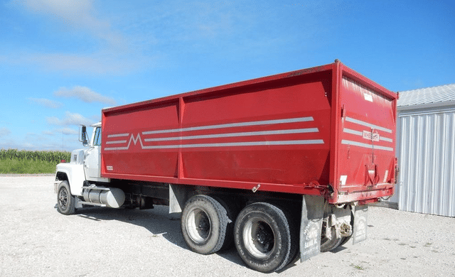 Image of Ford LTL9000 equipment image 2