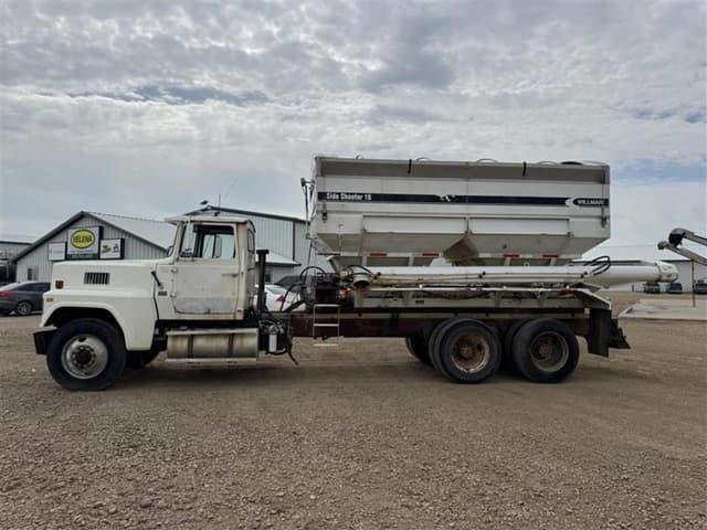 Image of Ford LTL9000 equipment image 1