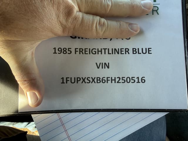 Image of Freightliner FLC120 equipment image 1