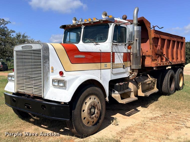Image of Freightliner FLC Primary image