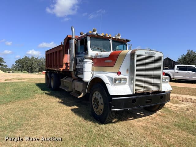 Image of Freightliner FLC equipment image 2
