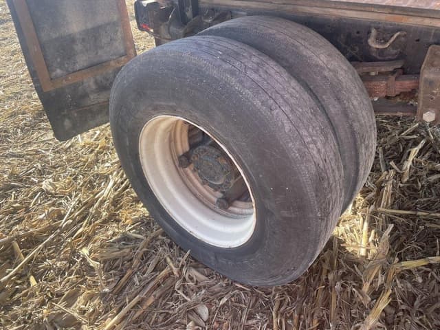 Image of GMC 7000 equipment image 4