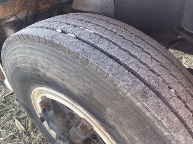 Image of GMC 7000 equipment image 2