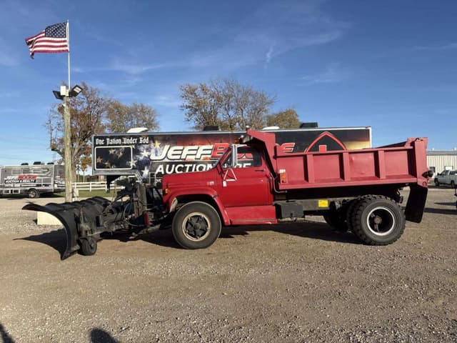 Image of GMC 7000 equipment image 1