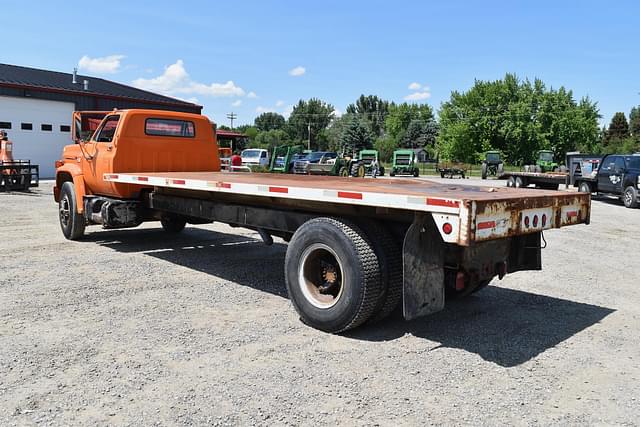 Image of GMC 7000 equipment image 3