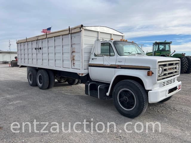 Image of GMC 7000 equipment image 2