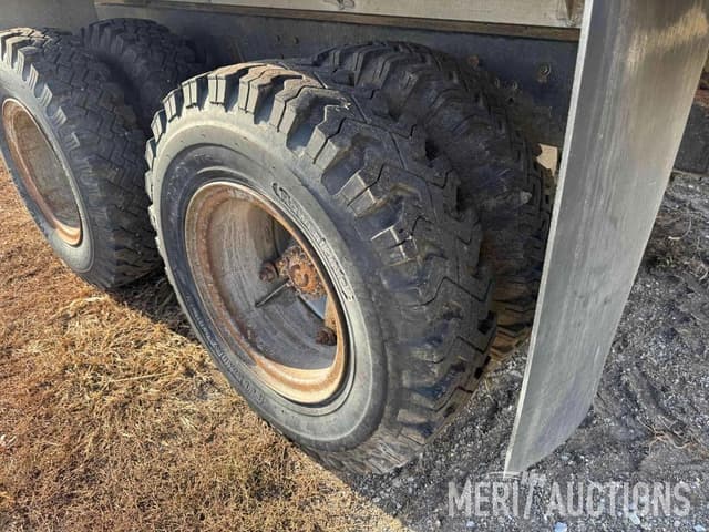 Image of GMC Brigadier equipment image 4