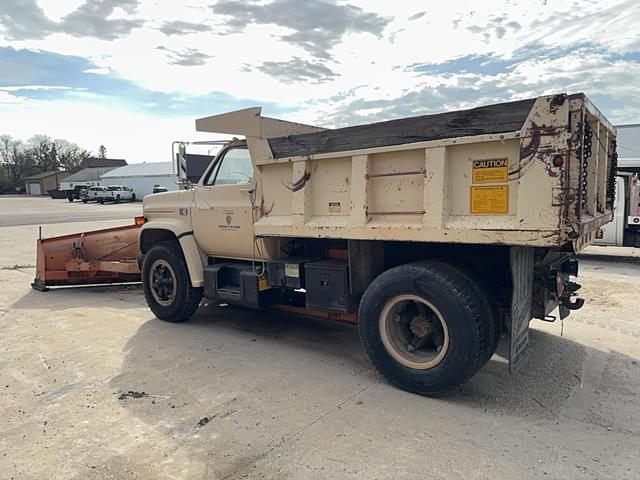 Image of GMC 7000 equipment image 2