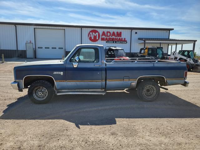 Image of GMC Sierra 1500 equipment image 4