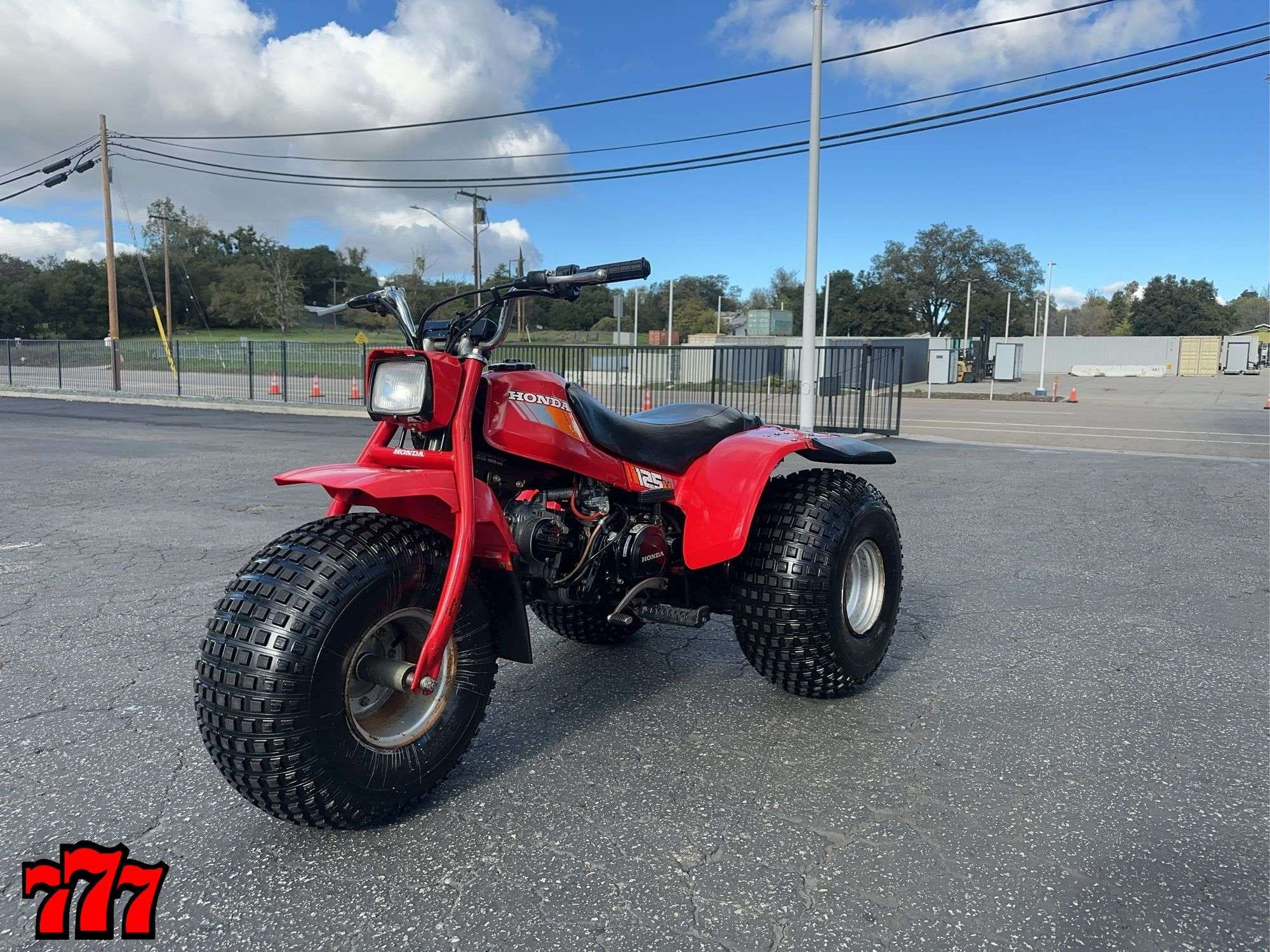 1985 Honda ATC125M Equipment Image0