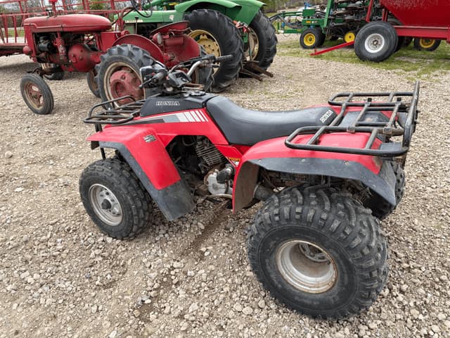 Image of Honda Fourtrax 250 equipment image 1