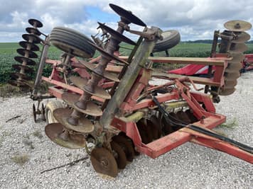 Main image International Harvester 496