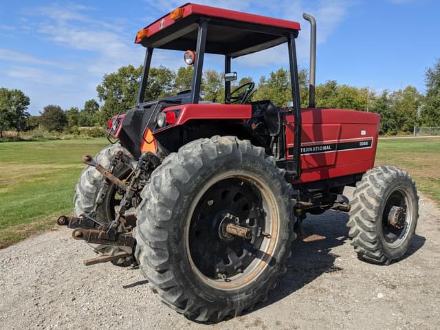 Image of International Harvester 3088 equipment image 4