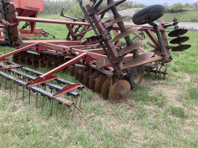 Image of International Harvester 490 equipment image 2