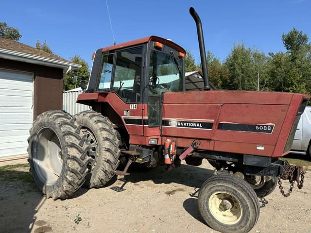 Image of International Harvester 5088 equipment image 3