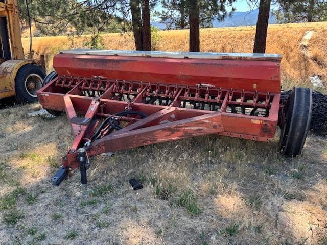 Image of International Harvester 510 equipment image 1