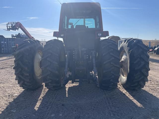 Image of International Harvester 5288 equipment image 3