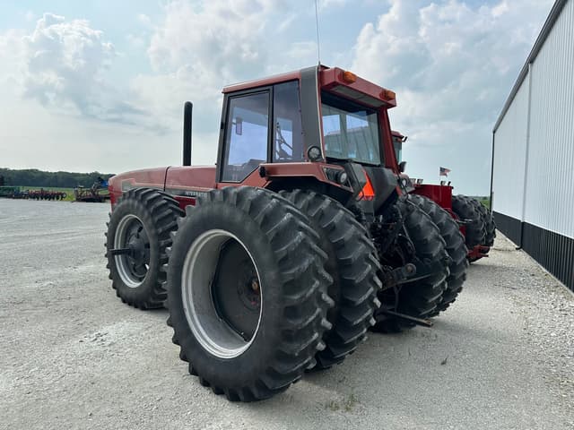 Image of International Harvester 6788 equipment image 4