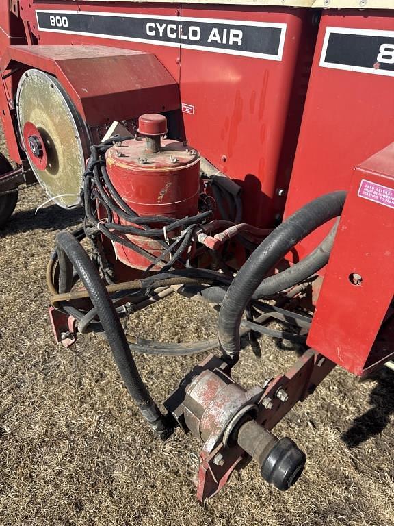 Image of International Harvester 800 Cyclo Air equipment image 1