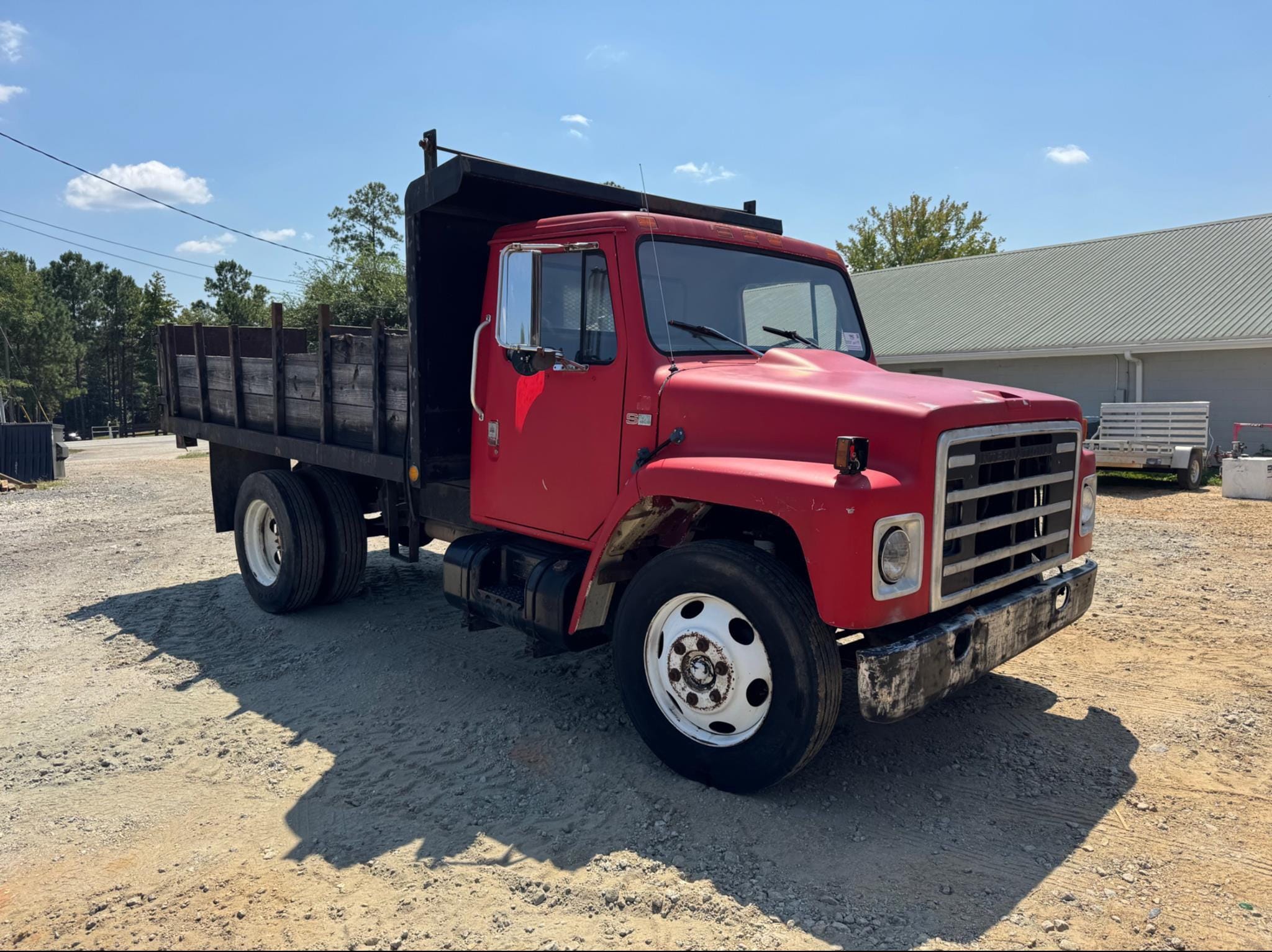 1985 International S1600 Equipment Image0