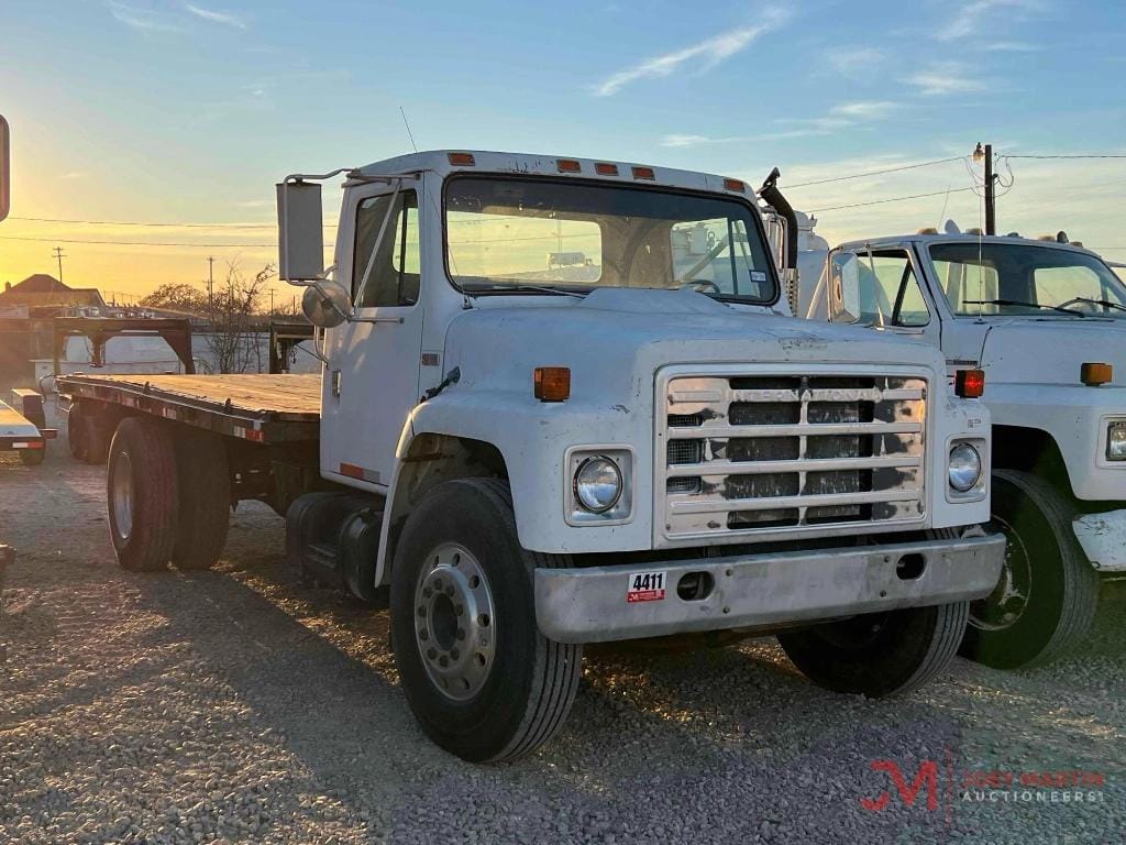 Main image International S1600