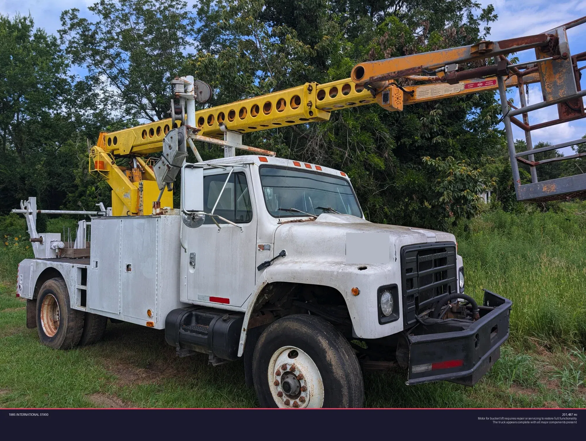 1985 International S1900 Equipment Image0