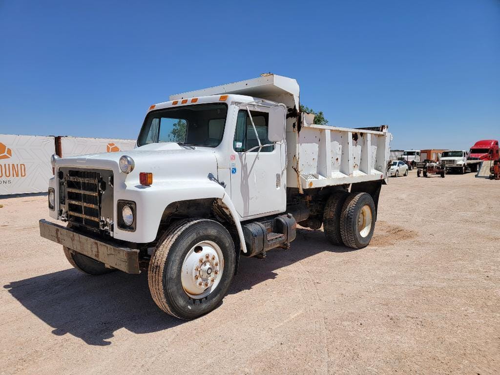 Main image International S1900