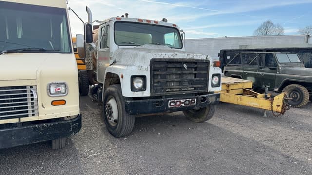 Image of International S1900 equipment image 2