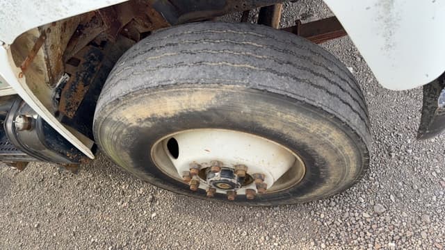 Image of International S1900 equipment image 3