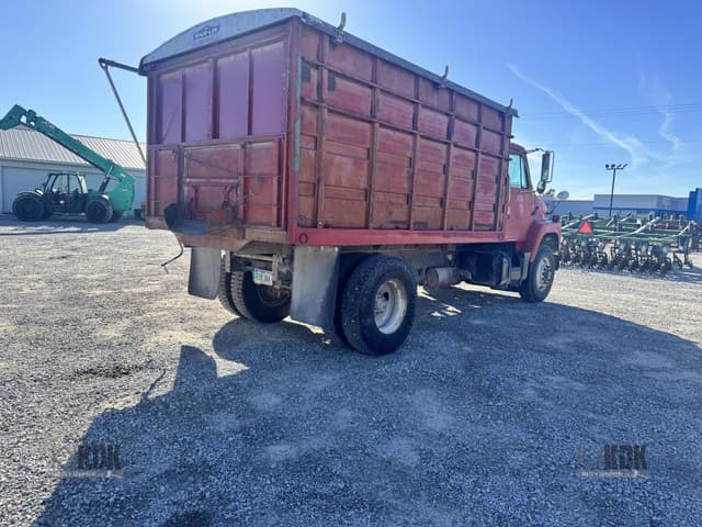 Image of International S2155 equipment image 4