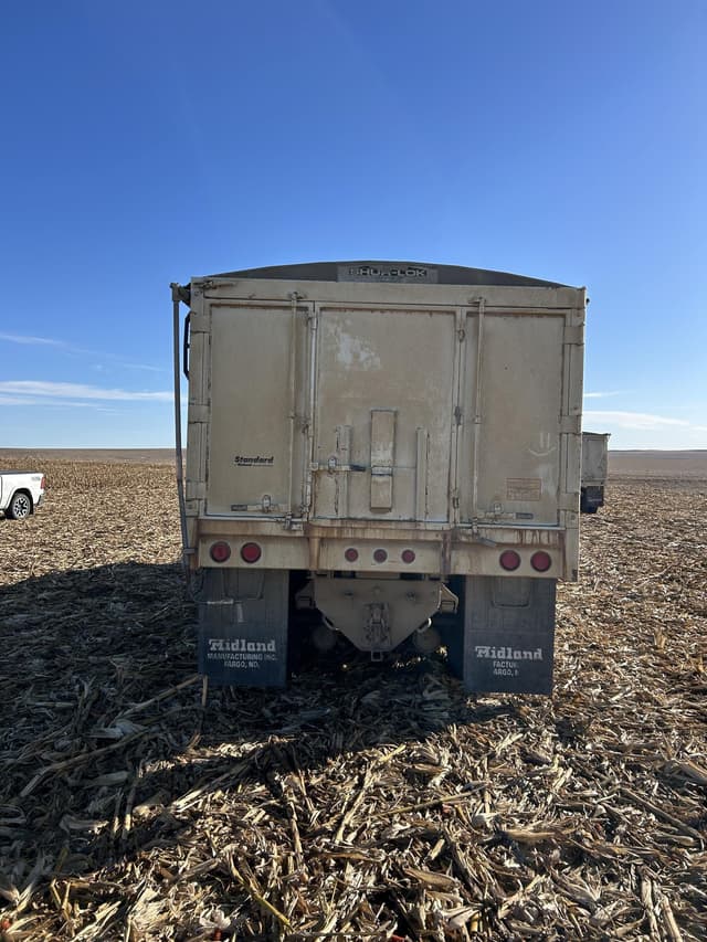 Image of International S2500 equipment image 3