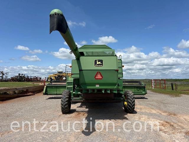 Image of John Deere 8820 equipment image 3