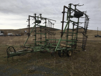 Main image John Deere 1000