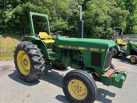 Image of John Deere 1250 Primary image