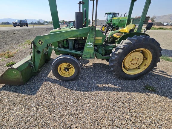 Main image John Deere 2040
