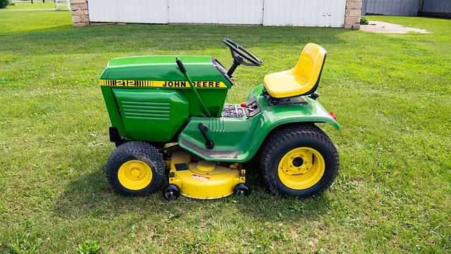 Image of John Deere 212 equipment image 2