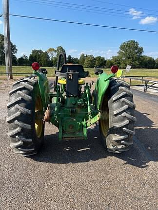 Image of John Deere 2150 equipment image 4