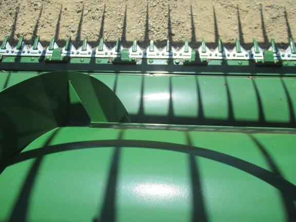 Image of John Deere 218F equipment image 4