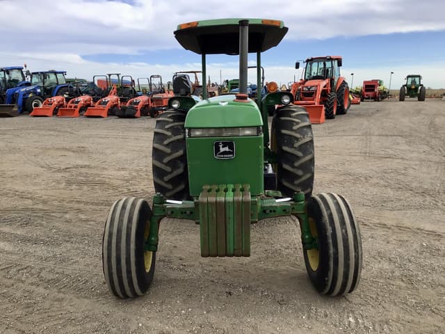 Image of John Deere 2350 equipment image 4