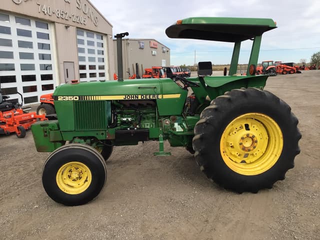 Image of John Deere 2350 equipment image 3