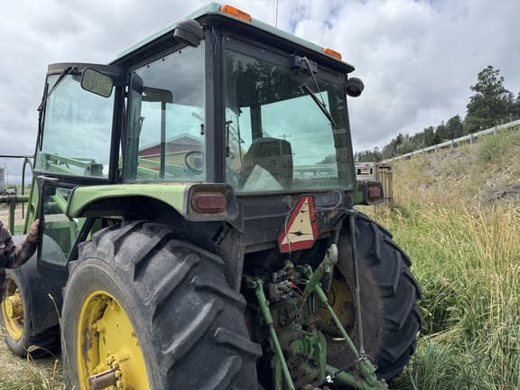 Image of John Deere 2950 equipment image 2