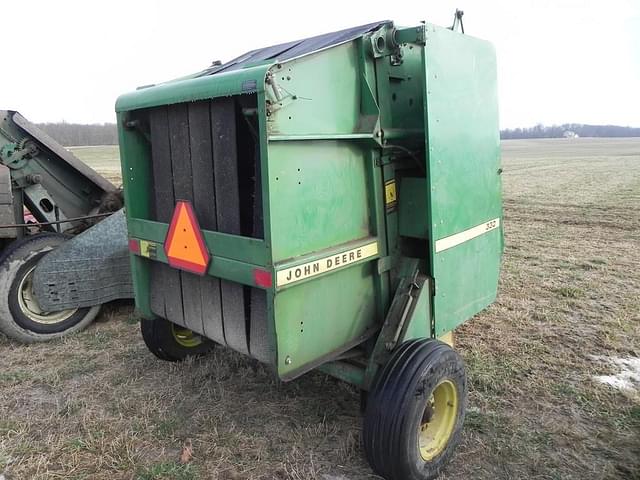 Image of John Deere 330 equipment image 4