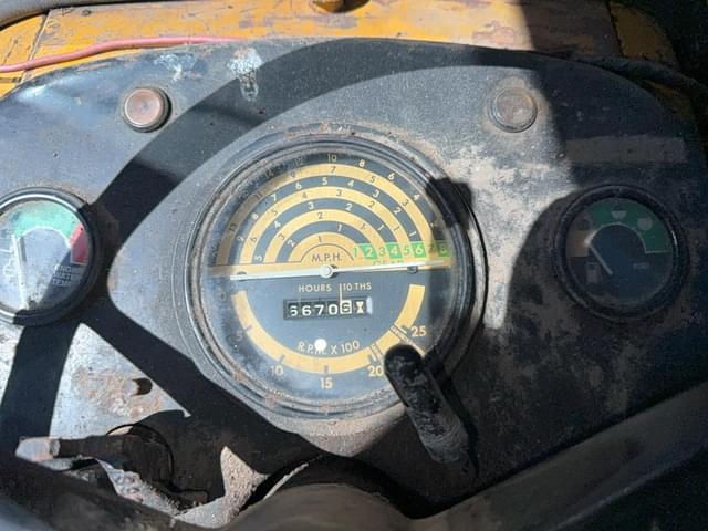 Image of John Deere 401C equipment image 1